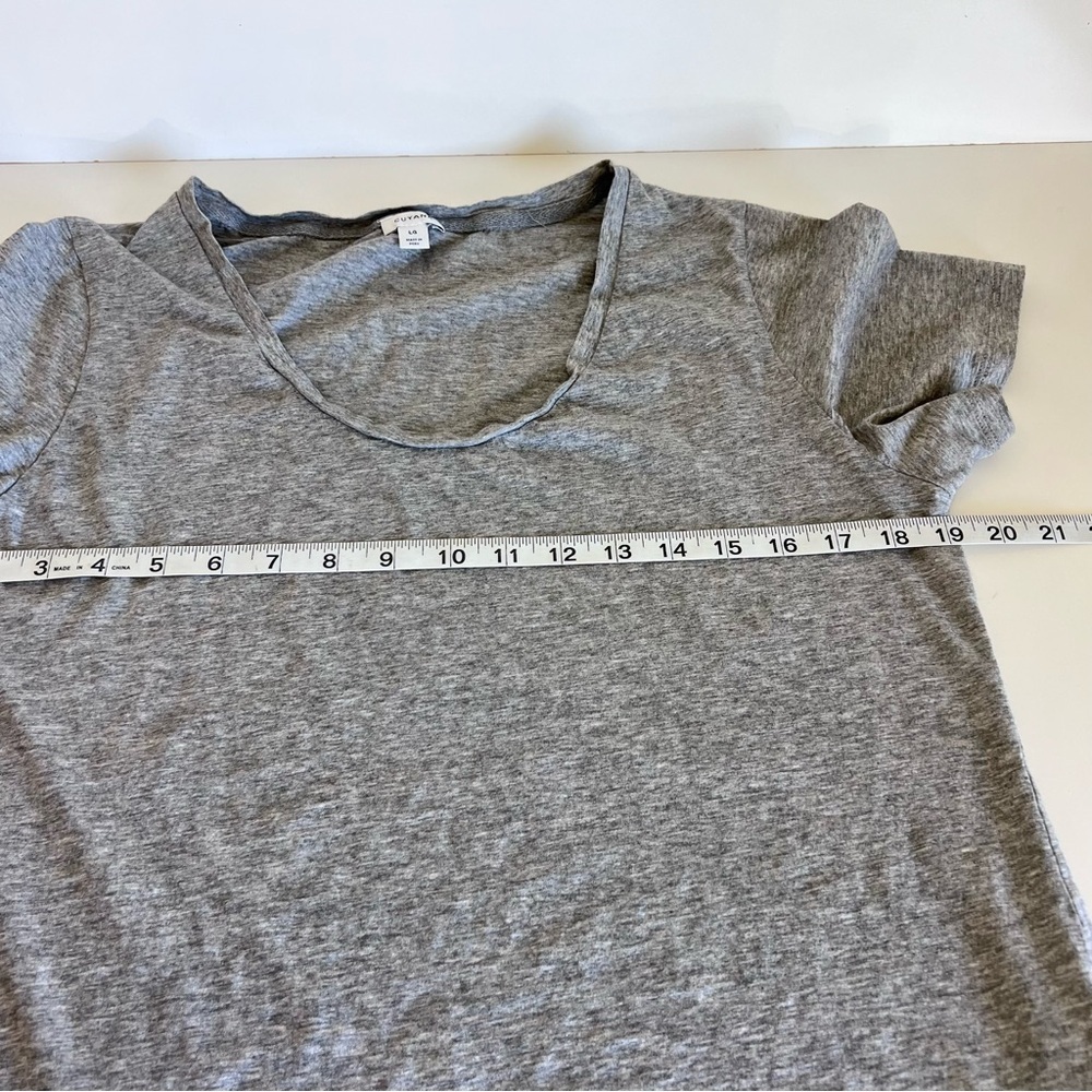 Cuyana Women’s Pima Cotton Scoop Neck Short Sleeve Tee - Picture 10 of 11